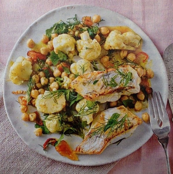 Datei:Zander mit Blumenkohlsalat.jpg