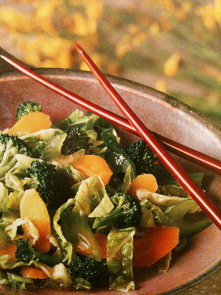 Datei:Gemuesesalat Moehren Brokkoli.JPG